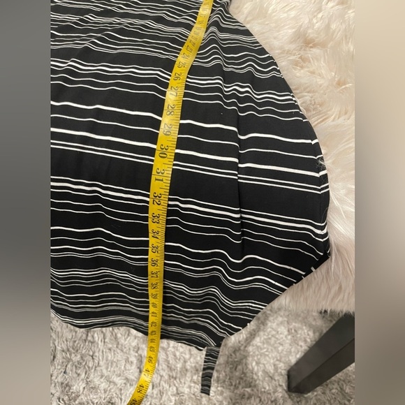 NWT Club Monaco striped square neck knit dress robe with waist tie - Picture 6 of 12